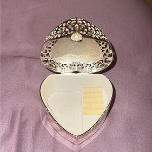 heart shaped jewelry box